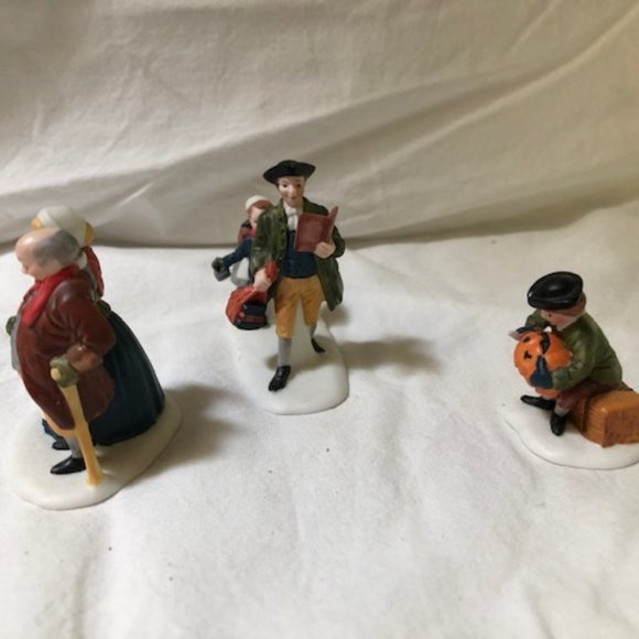 Dept 56 Dickens' Village Sleepy Hollow Characters - Picture 2 of 5